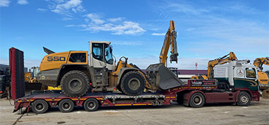 Transport d'engins de chantier chargeuse, mini-chargeuse, pelleteuse, tractopelle, nacelle, bulldozer