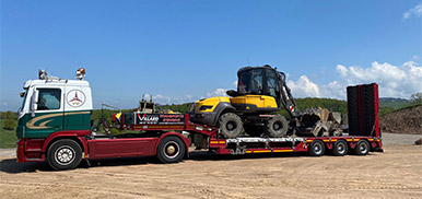 Transport d'engins de chantier chargeuse, mini-chargeuse, pelleteuse, tractopelle, nacelle, bulldozer