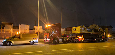 Transport d'engins de chantier chargeuse, mini-chargeuse, pelleteuse, tractopelle, nacelle, bulldozer